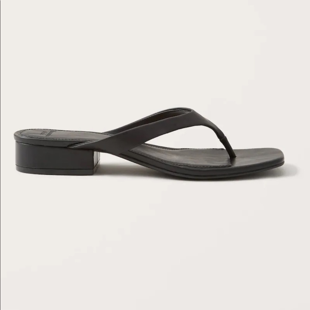 Black flip flop sandals with heel